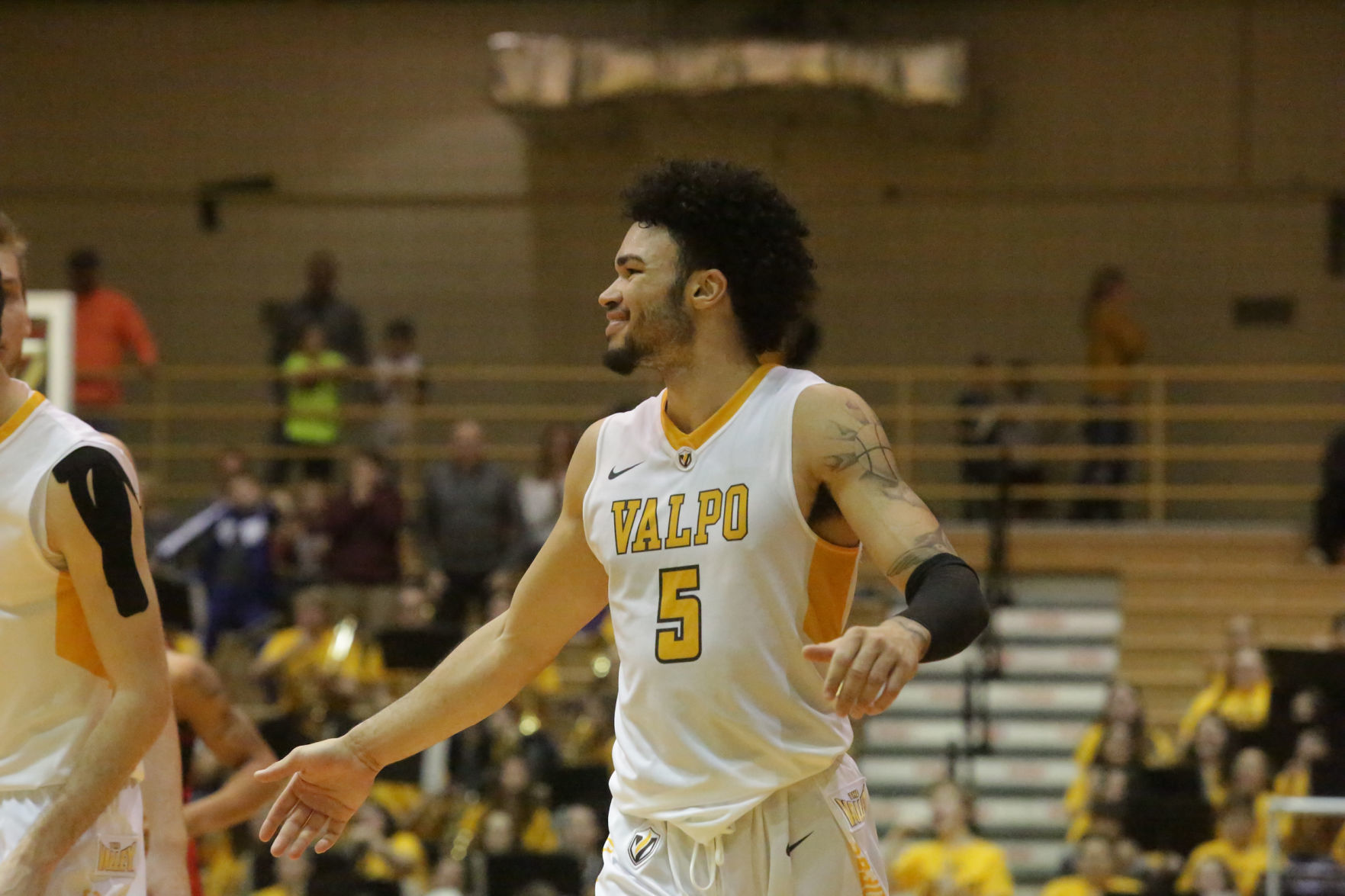 Valparaiso University beats Illinois State in men's basketball